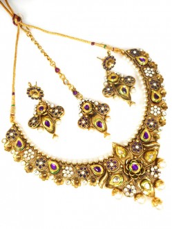 Exclusive Polki Set